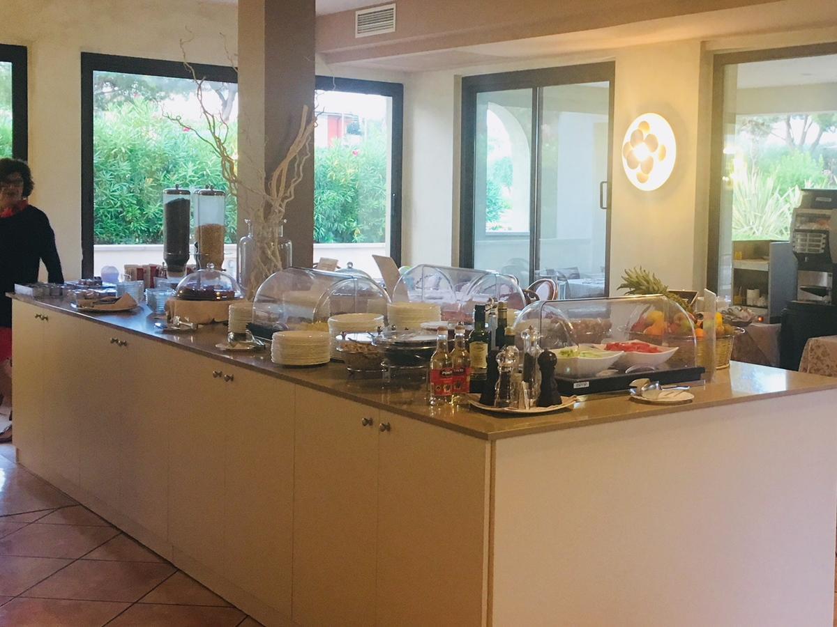 Hotel Porto Azzurro シルミオーネ エクステリア 写真